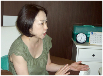 新倉カウンセラー